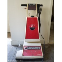 Advance Carpetron 18 Carpet Shampooer  